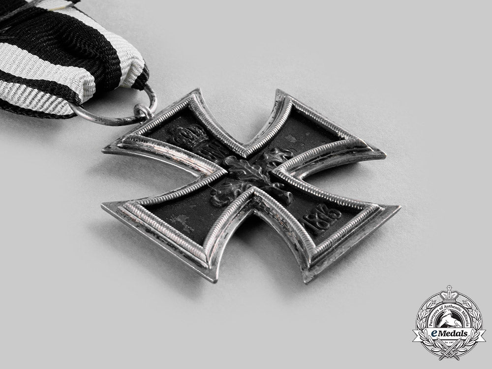 germany,_imperial._a1914_iron_cross_ii_class_with_award_document_to_feldwebel-_leutnant_hans_schmelzpfenning_c20084_emd4759_1