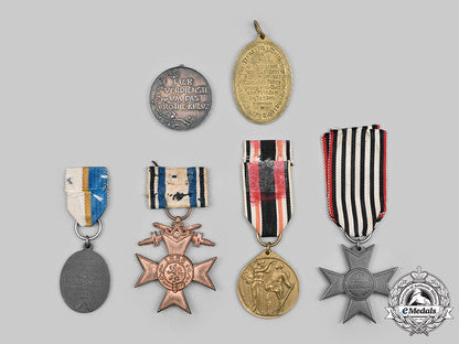 germany,_imperial._a_lot_of_medals_and_decorations_c20088_mnc9347_1