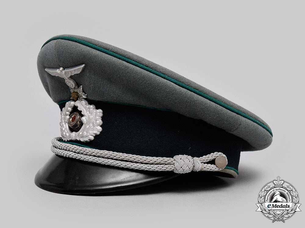 germany,_heer._a_gebirgsjäger_officer’s_visor_cap,_by_erel_c20114cbb_0290_1