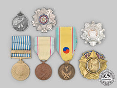 Korea, Republic (South Korea); Democratic People's Republic (North Korea); United Nations. A Lot Of Seven Military Awards