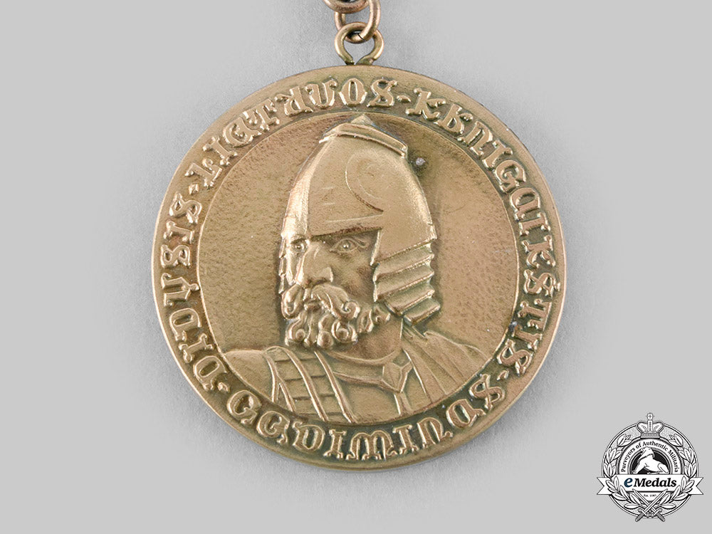 lithuania,_republic._an_order_of_grand_duke_gediminas,_i_class_gold_grade_merit_medal_c20122_emd6861_1_1