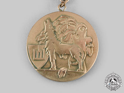 lithuania,_republic._an_order_of_grand_duke_gediminas,_i_class_gold_grade_merit_medal_c20123_emd6870_1_1