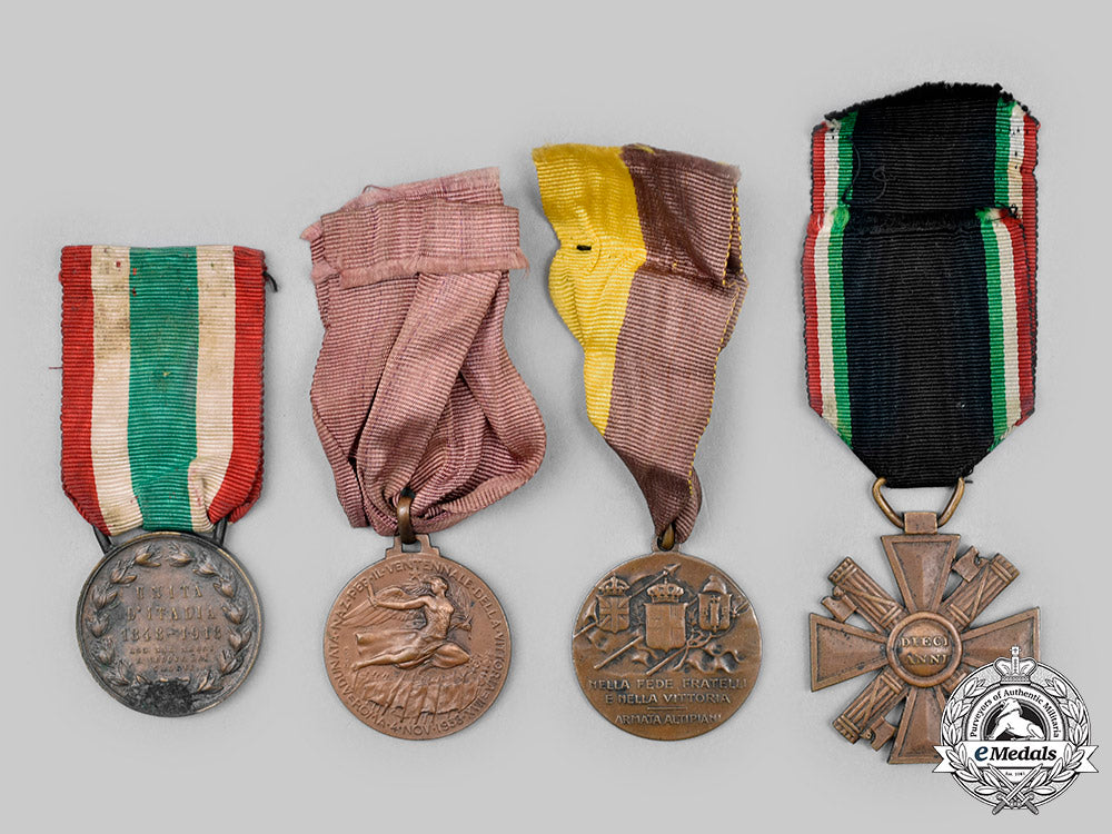 italy,_kingdom._a_lot_of_four_medals_c20134_mnc3641_1_1