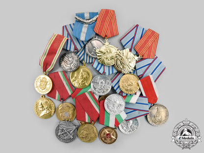 bulgaria,_poland,_romania,_yugoslavia._a_lot_of_twenty_socialist/_communism_era_medals_c20141_mnc3662_1