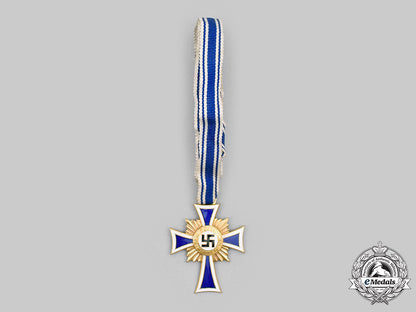 germany,_third_reich._a_pair_of_merit_medals,_with_cases_c20145_mnc8197