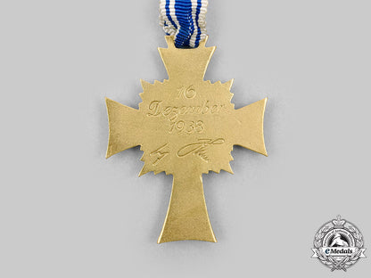 germany,_third_reich._a_pair_of_merit_medals,_with_cases_c20147_mnc8201
