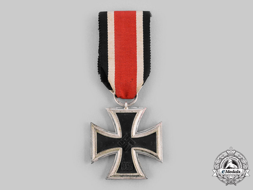 germany,_wehrmacht._a1939_iron_cross_ii_class_c20148_emd6424_2_1