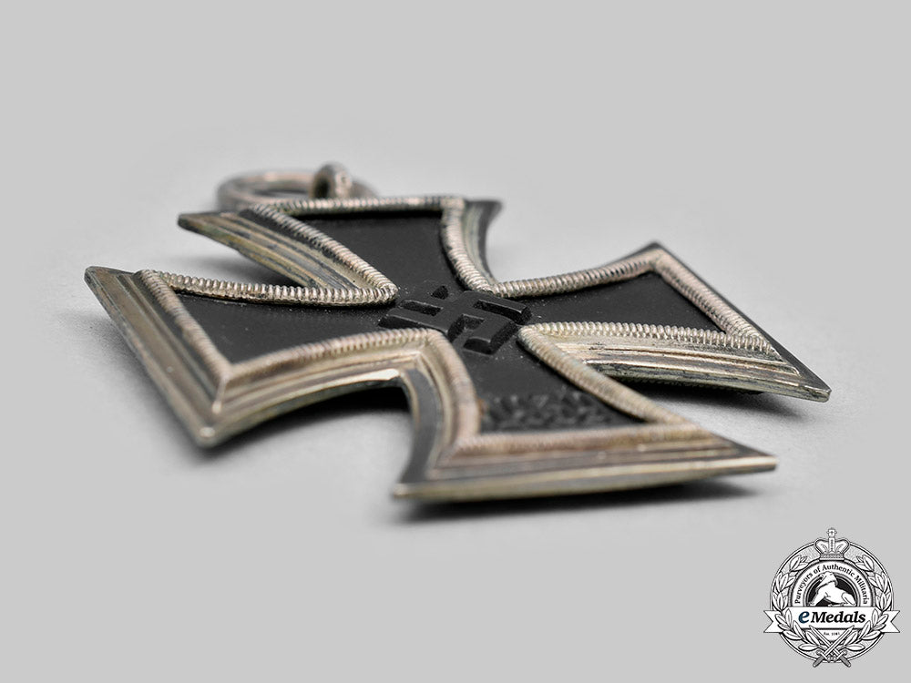 germany,_wehrmacht._a1939_iron_cross_ii_class,_by_j.j._stahl_c20164_mnc5242