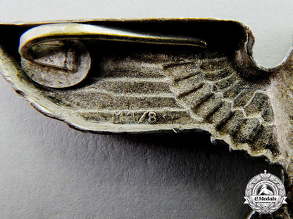 germany._a_grouping_of_third_reich_period_german_insignia_c2017_000118