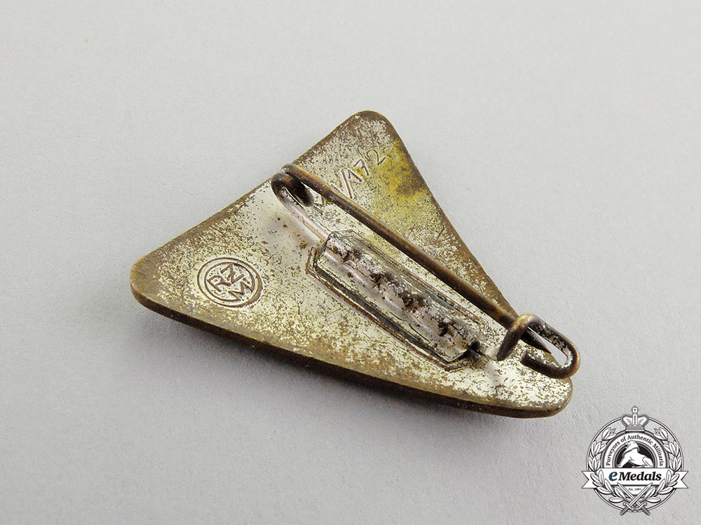 germany._a_kreis_level_national_socialist_women’s_league_membership_badge_c2017_000205