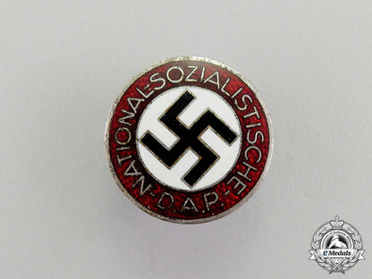 germany._an_nsdap_party_member’s_lapel_badge_by_förster&_barth_c2017_000235