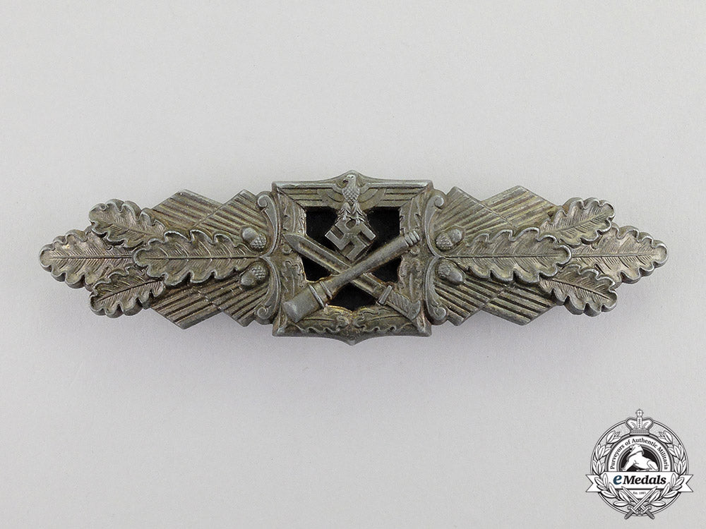 germany._a_bronze_grade_combat_clasp_by_funke&_brüninghaus;_published_example_c2017_000292
