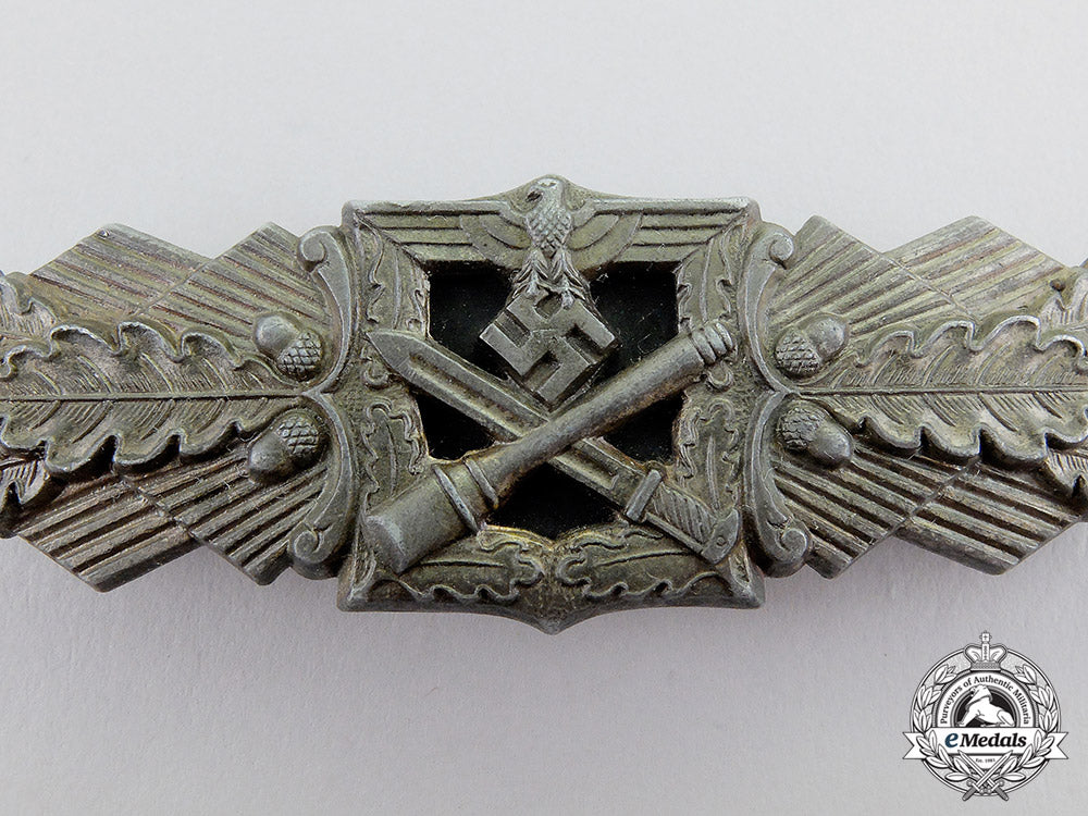 germany._a_bronze_grade_combat_clasp_by_funke&_brüninghaus;_published_example_c2017_000302