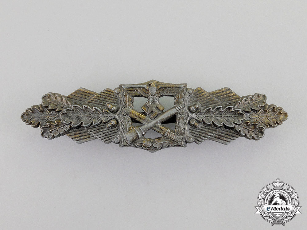 germany._a_gold_grade_combat_clasp_by_gebrüder_wegerhoff_of_lüdenscheid_c2017_000342