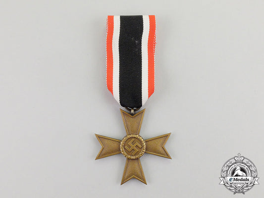 germany._an_unissued_third_reich_period_war_merit_cross_second_class_without_swords_by_deschler_c2017_000393