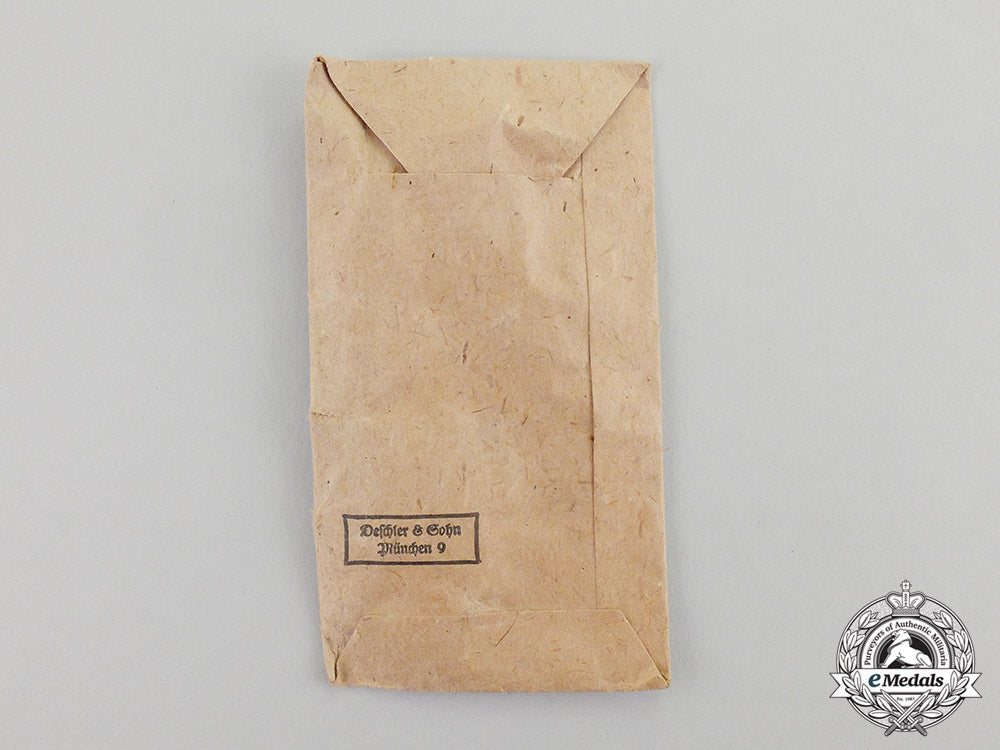 germany._an_unissued_third_reich_period_war_merit_cross_second_class_without_swords_by_deschler_c2017_000396