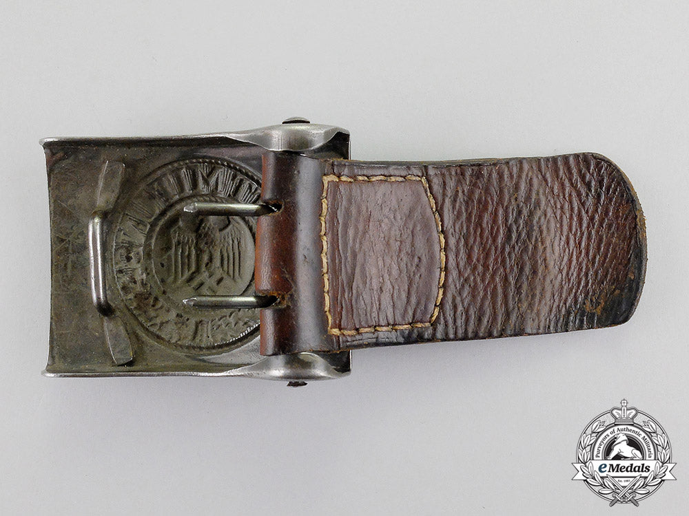 germany._a_dated1940_wehrmacht_heer(_army)_belt_buckle_and_leather_tab_by_schneider_c2017_000401