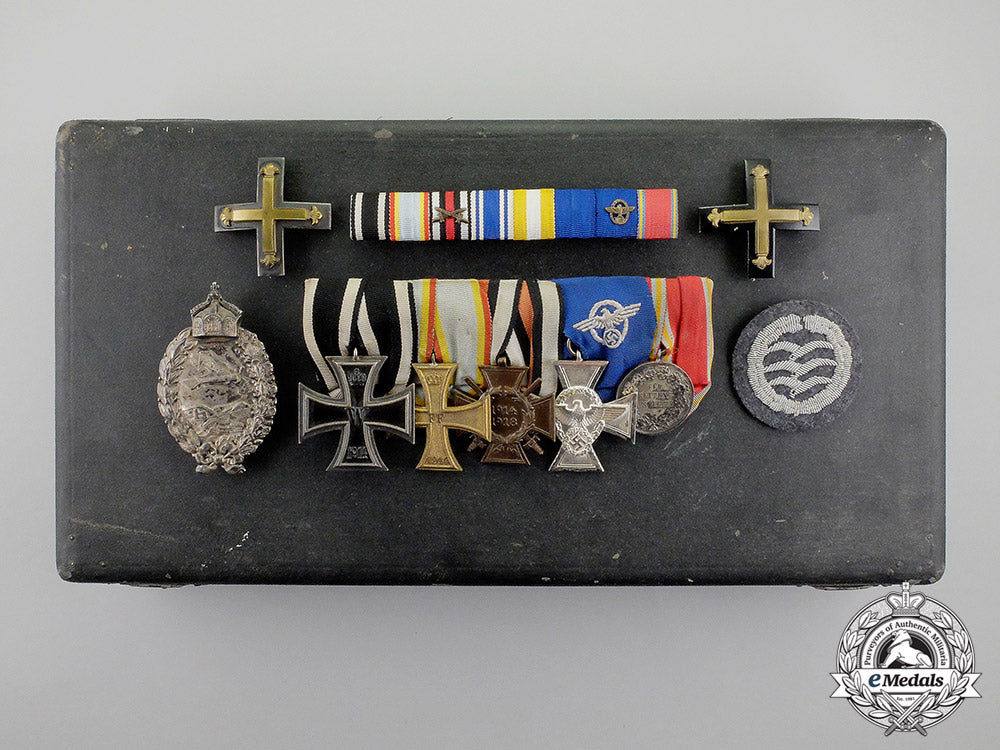 germany._a_collection_of_career_medals_and_awards_of_a_first&_second_war_german_pilot_c2017_000998