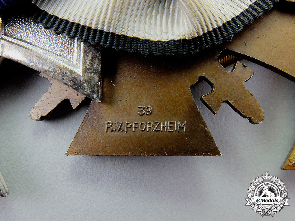 germany._a_collection_of_career_medals_and_awards_of_a_first&_second_war_german_pilot_c2017_001006