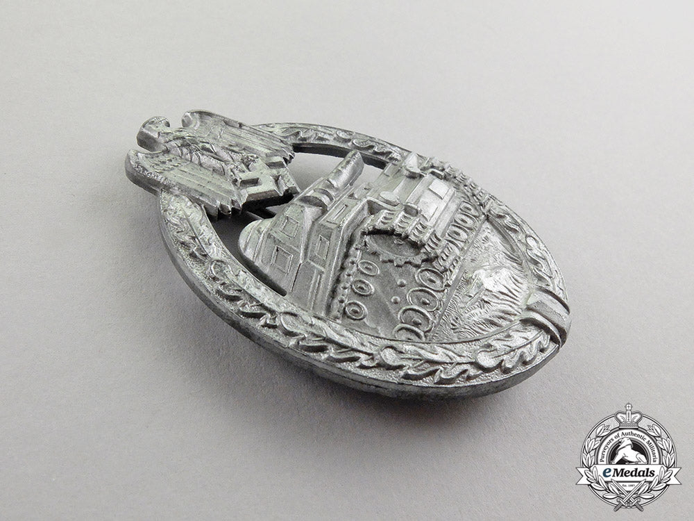 germany._a_mint_and_unissued_silver_grade_tank_badge_by_hermann_aurich_c2017_001190