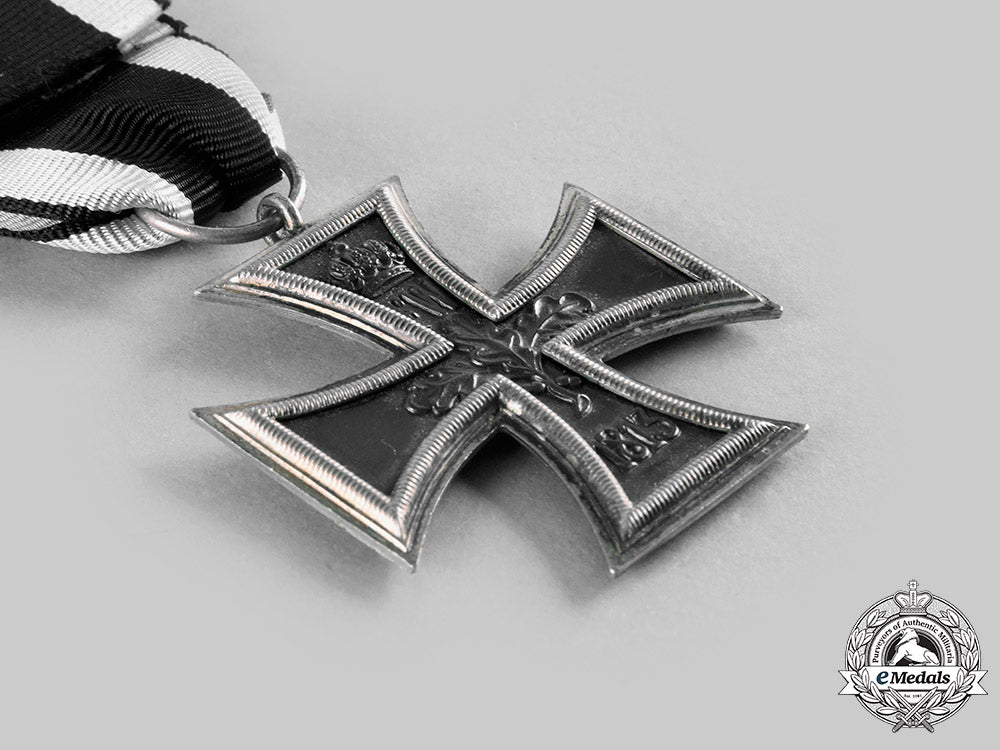 germany,_imperial._a1914_iron_cross_ii_class_with_document_to_corporal_wilhelm_schweers_c20199_emd4799