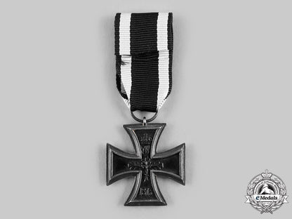 germany,_imperial._a1914_iron_cross_ii_class_with_award_document_to_infantryman_ludwig_braunbeck_c20206_emd4736