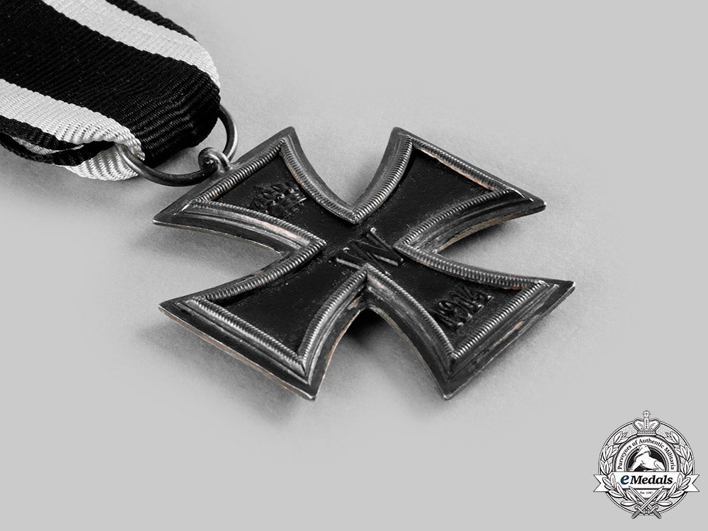 germany,_imperial._a1914_iron_cross_ii_class_with_award_document_to_infantryman_ludwig_braunbeck_c20208_emd4738