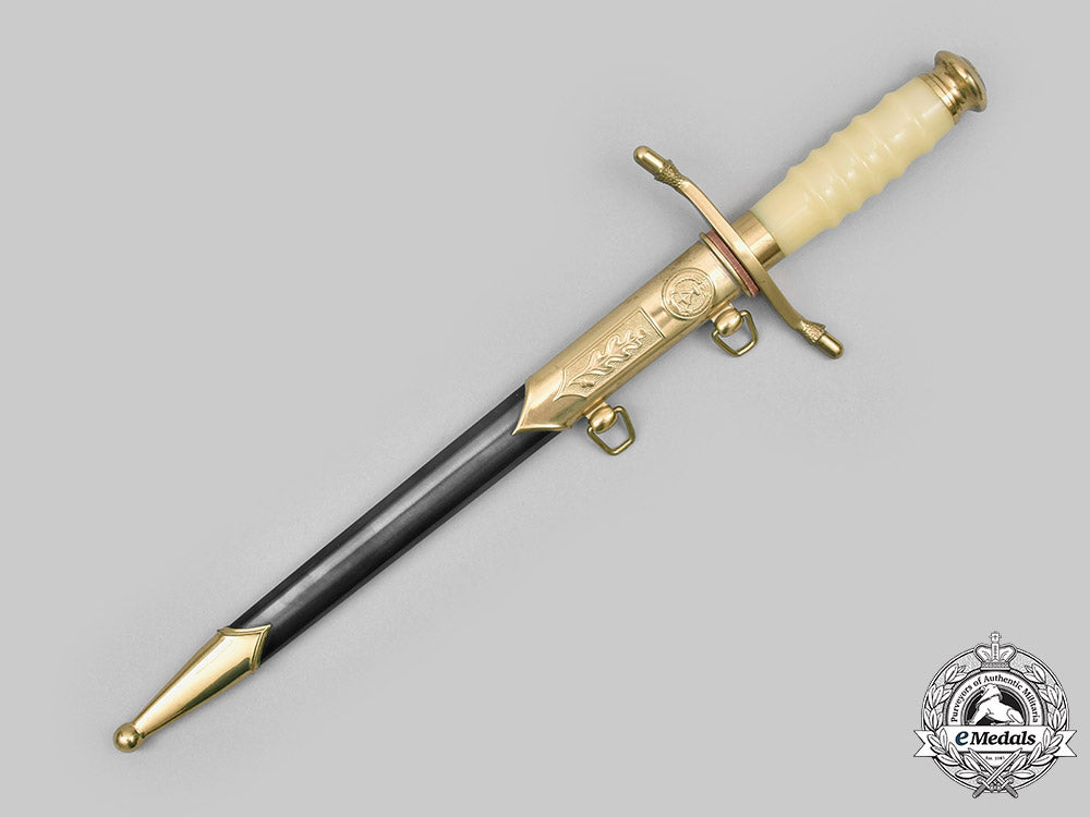 germany,_ddr._an_east_german_army_officer’s_dirk,_with_case_c2020_003c2020_982_mnc0154