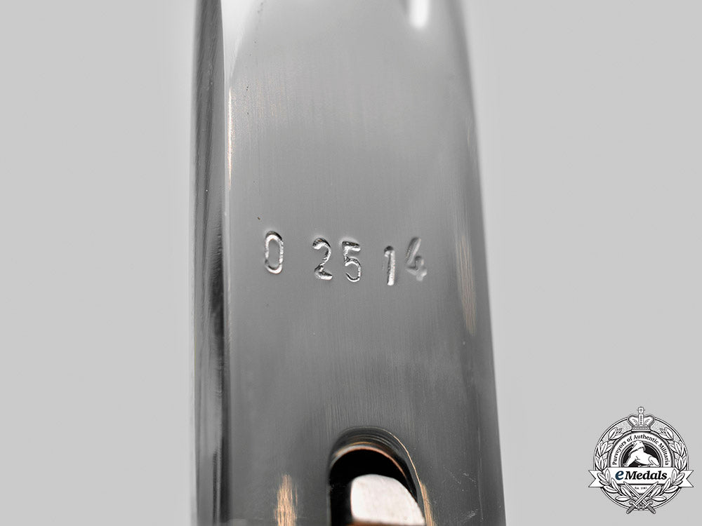 germany,_ddr._an_east_german_army_officer’s_dirk,_with_case_c2020_007c2020_986_mnc0171