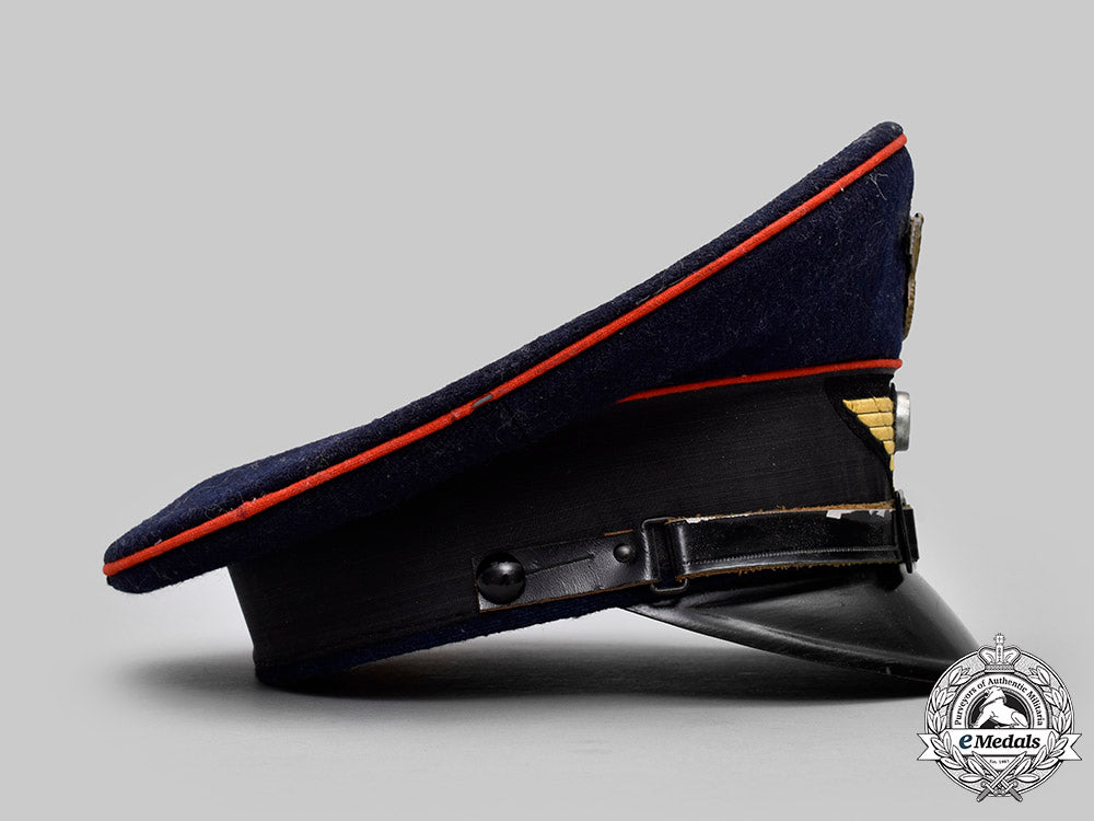 germany,_reichsbahn._an_official’s_visor_cap,_by_peter_küpper_c2020_028_mnc6111