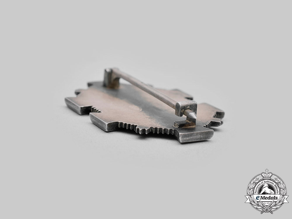 slovakia,_republic._an_order_of_the_war_victory_cross,_iii_class_badge,_civil_division,_c.1942_c2020_031_mnc1225