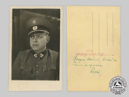 croatia,_independent_state._a_portrait_of_a_croatian_defence_force_officer_c2020_039emd_166_1