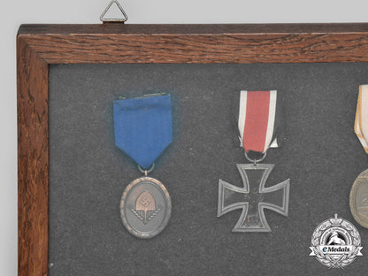 germany,_wehrmacht._a_lot_of_medals_and_badges,_veteran’s_assembly_c2020_041_mnc0718_1