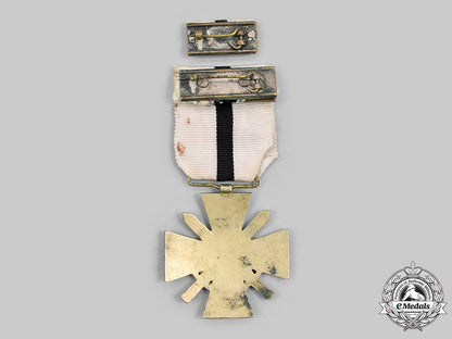 slovakia,_republic._a_first_war_cross1914-1918,_iii_class_with_case_c2020_049_mnc1279