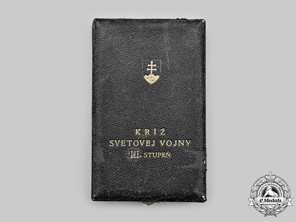 slovakia,_republic._a_first_war_cross1914-1918,_iii_class_with_case_c2020_051_mnc1261