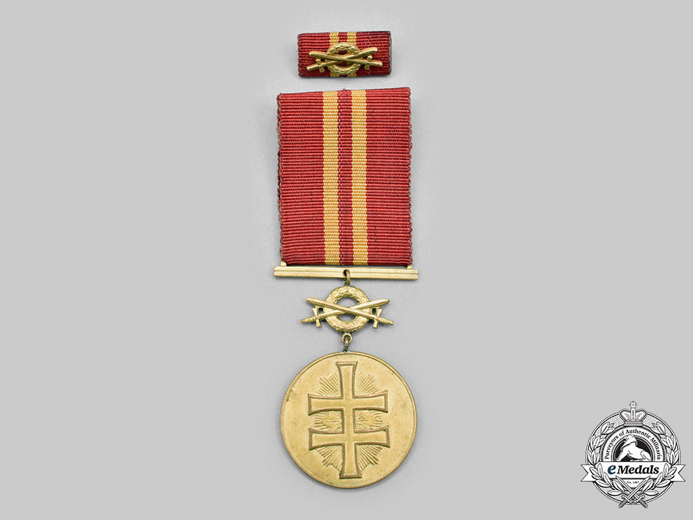 slovakia,_republic._a_war_victory_cross_order,_v_class_gold_grade_medal,_military_division,_c.1942_c2020_053_mnc1282