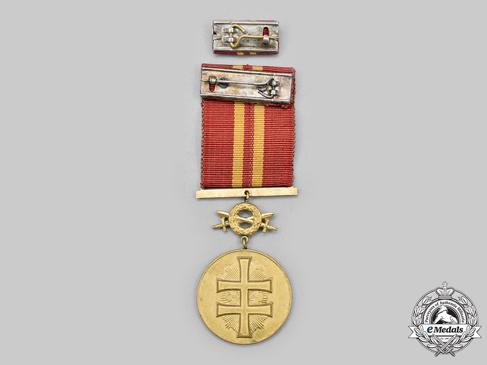 slovakia,_republic._a_war_victory_cross_order,_v_class_gold_grade_medal,_military_division,_c.1942_c2020_054_mnc1285