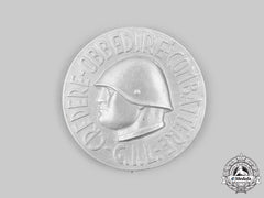 Italy, Kingdom. A Fascist Youth "Gioventù Italiana Del Littorio" (Gil) "Credere Obbedire Combattere" Badge