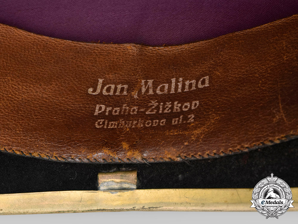 bohemia&_moravia,_protectorate._a_municipal_police_officer-_grade_felt_helmet,_by_jan_malina_c2020_065_mnc0878