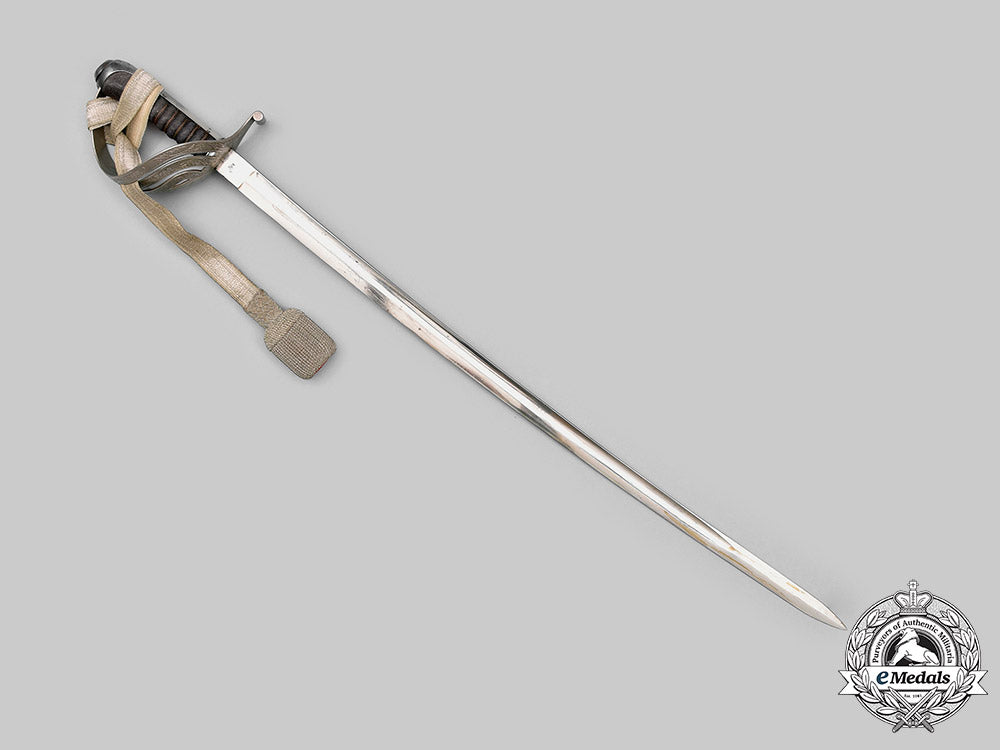 slovakia,_i_republic._an_army_officer’s_sabre,_by_wlaszovits_c2020_085_mnc0937-_1__1