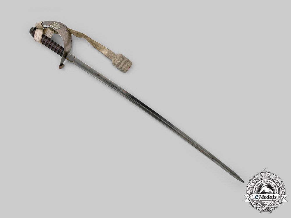 slovakia,_i_republic._an_army_officer’s_sabre,_by_wlaszovits_c2020_086_mnc0940-_1__1