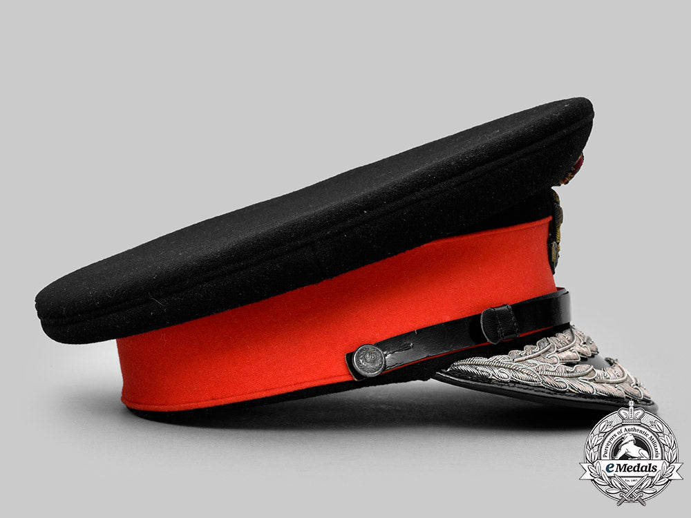 united_kingdom._the_royal_welsh_regiment_lord_lieutenant's_dress_cap_of_sir_george_hamer_c2020_100_mnc8644