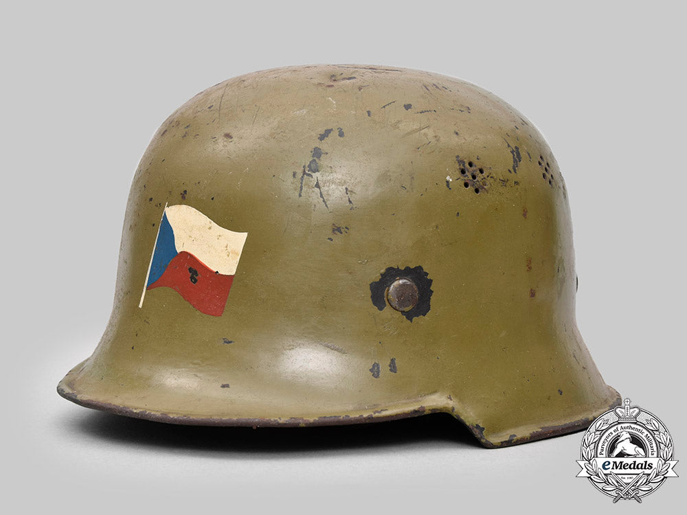 czechoslovakia,_first_republic._a_german-_manufactured_czechoslovak_m31_steel_helmet_c2020_120_mnc0754