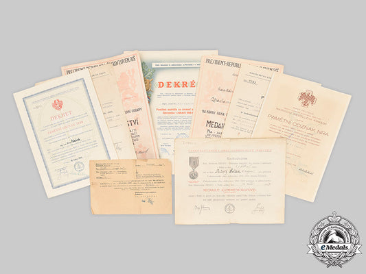 czechoslovakia._a_lot_of_czechoslovakian_award_documents_c2020_124_mnc1422