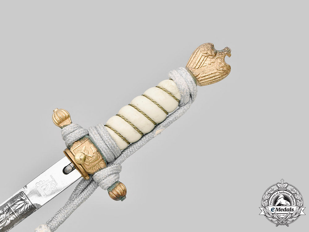 germany,_kriegsmarine._an_officer’s_dagger,_ii_pattern,_by_carl_eickhorn_c2020_129_mnc8472