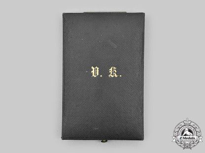 austria,_imperial._a_merit_cross_in_gold,_ii_class_with_case,_by_v._mayer’s_söhne_c2020_136_mnc4976