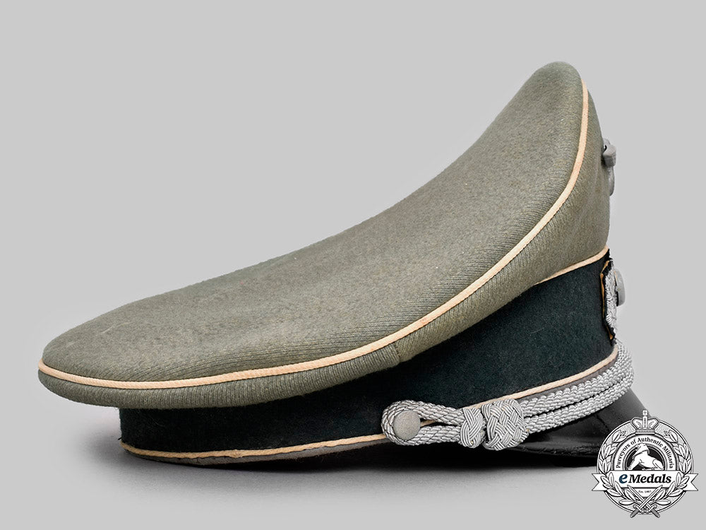 germany,_heer._an_infantry_officer’s_visor_cap,_by_peter_küpper_c2020_140_mnc4305_1
