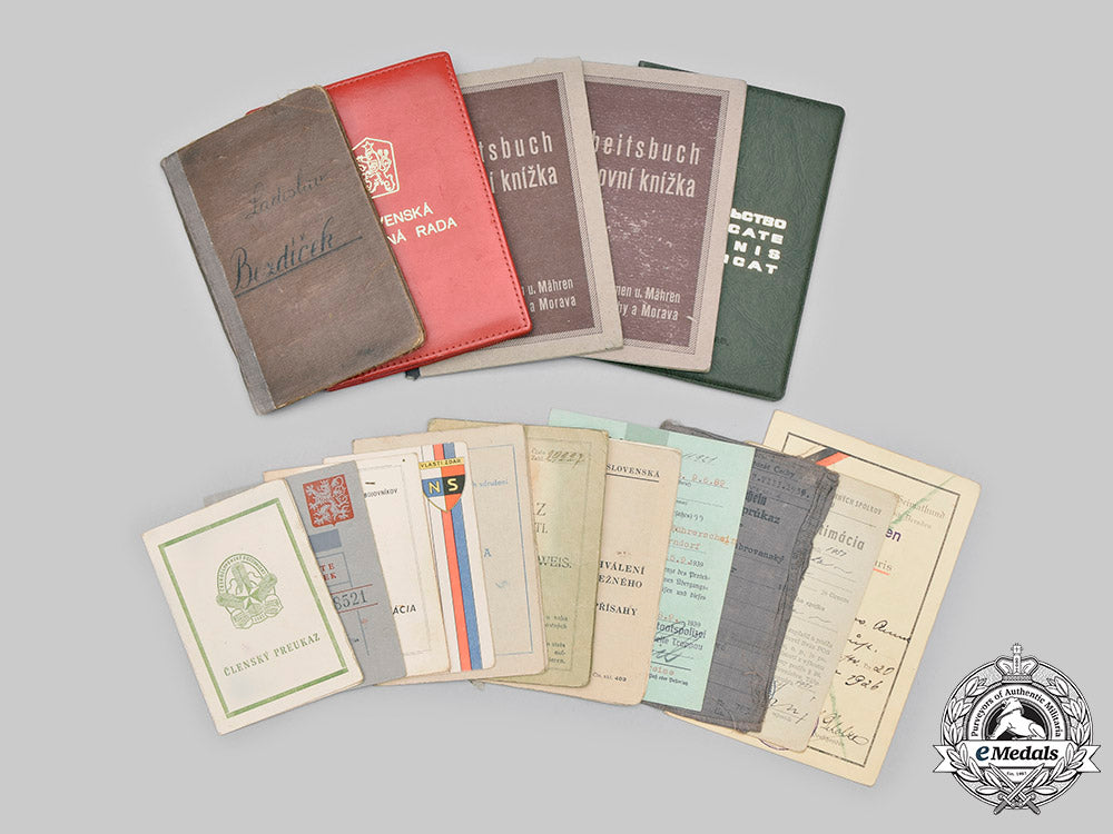 czechoslovakia_and_slovakia._a_mixed_lot_of_identity_documents_c2020_149_mnc1455