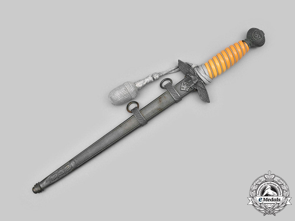 germany,_luftwaffe._an_officer's_dagger_with_general’s_hanger,_by_lauterjung&_co._c2020_149_mnc8420