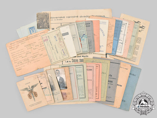 czechoslovakia,_i_republic._a_mixed_lot_of_leaflets_and_identity_documents_c2020_153_mnc1465